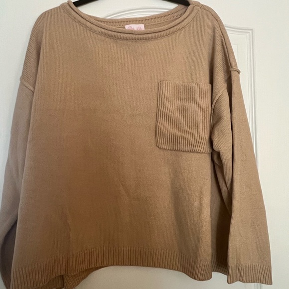 Oversized Tan sweater - Picture 1 of 3